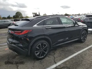 2022 Infiniti QX55 Essential z VIN 3PCAJ5K32NF102589, wystawiony jako Copart lot #42563363 z przebiegiem 5252 mil mil oraz . Historia ofert i sprzedaży dostępna na DreamBid. Obrazek 3.
