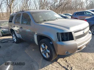 2009 Chevrolet Tahoe 2LT z VIN 1GNFC23009R219629, wystawiony jako IAAI lot #41773767 z przebiegiem 256 938 mil mil oraz . Historia ofert i sprzedaży dostępna na DreamBid. Obrazek 1.
