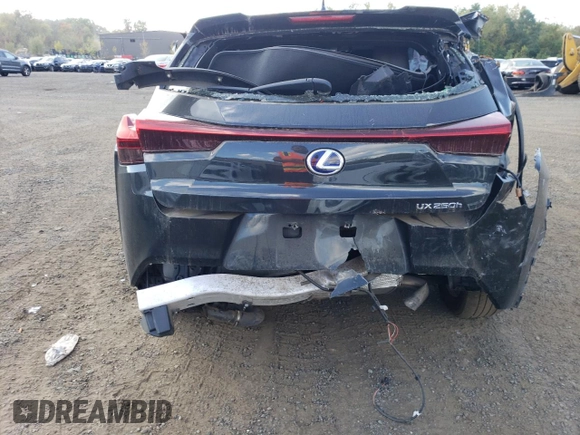 2022 Lexus UX 250h z VIN JTHX9JBHXN2060665, wystawiony jako Copart lot #72070644 z przebiegiem Nie podano mil oraz Szkoda całkowita • Salvage title. Historia ofert i sprzedaży dostępna na DreamBid. Obrazek 6.