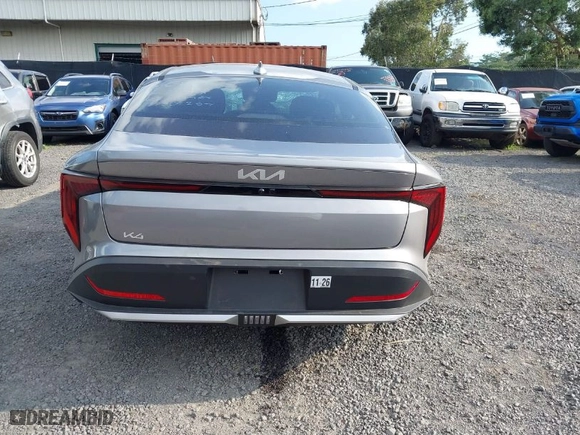 2025 Kia K4 LXS with VIN 3KPFT4DE4SE026612, listed as a IAAI auction lot 41409739 with 2,433 mi miles. Bid and sale history available at carsss.com. Image 16.