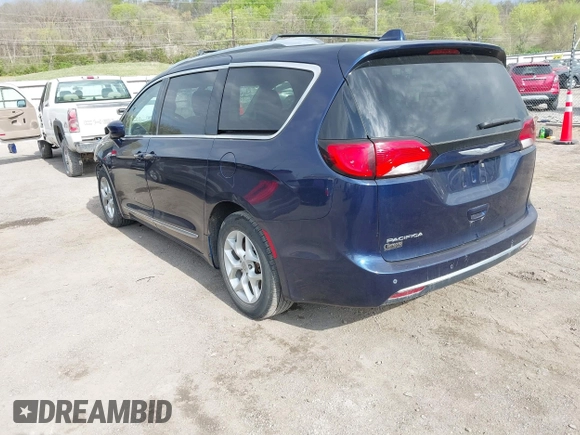 2018 Chrysler Pacifica Touring L Plus with VIN 2C4RC1EGXJR115464, listed as a IAAI auction lot 42013816 with 129,881 mi miles and . Bid and sale history available at DreamBid. Image 3.
