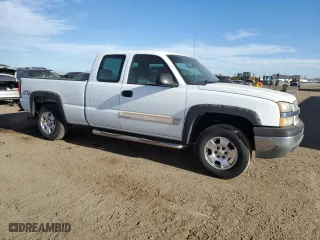 2004 Chevrolet Silverado 1500 LS with VIN 1GCEK19V84E209306, listed as a Copart auction lot 50383085 with 266,802 mi miles and Salvage Title. Bid and sale history available at carsss.com. Image 4.