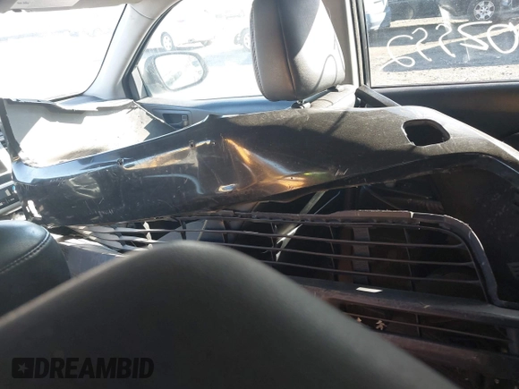 2014 Toyota Highlander LE z VIN 5TDBKRFH4ES034791, wystawiony jako IAAI lot #41770914 z przebiegiem Nie podano mil oraz . Historia ofert i sprzedaży dostępna na DreamBid. Obrazek 11.