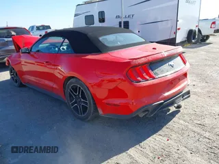 2022 Ford Mustang EcoBoost z VIN 1FATP8UH3N5104005, wystawiony jako IAAI lot #41389346 z przebiegiem 54 979 mil mil oraz . Historia ofert i sprzedaży dostępna na DreamBid. Obrazek 3.