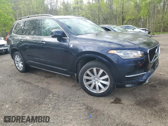 2016 Volvo XC90 T6 Momentum z VIN YV4A22PK2G1065953, wystawiony jako Copart lot #56627265 z przebiegiem 147 936 mil mil oraz Czysty tytuł • Clean title. Historia ofert i sprzedaży dostępna na DreamBid. Obrazek 4.