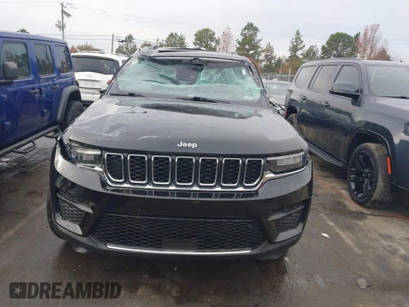 2023 Jeep Grand Cherokee Laredo with VIN 1C4RJHAG6PC671728, listed as a IAAI auction lot 40897386 with Not provided miles and . Bid and sale history available at DreamBid. Image 11.