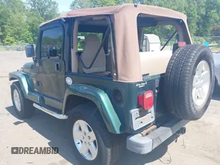 2000 Jeep Wrangler Sahara с VIN 1J4FA59S0YP748057, выставлен на аукционе IAAI как лот 42420342 с пробегом 195 963 миль миль и . История ставок и продаж доступна на DreamBid. Изображение 3.