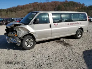 2007 GMC Savana with VIN 1GJHG39U571145263, listed as a Copart auction lot 78073514 with 113,690 mi miles and Salvage Title. Bid and sale history available at carsss.com. Image 1.
