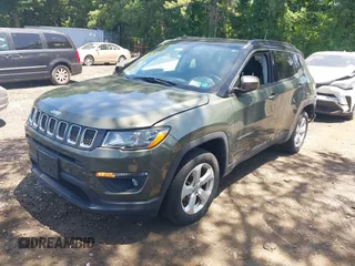 2018 Jeep Compass Latitude with VIN 3C4NJDBB5JT200840, listed as a IAAI auction lot 42557660 with 39,489 mi miles and . Bid and sale history available at DreamBid. Image 18.
