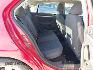 2007 Volkswagen Jetta 2.5 с VIN 3VWPF71K47M085161, выставлен на аукционе IAAI как лот 41325695 с пробегом 130 674 миль миль и . История ставок и продаж доступна на DreamBid. Изображение 8.
