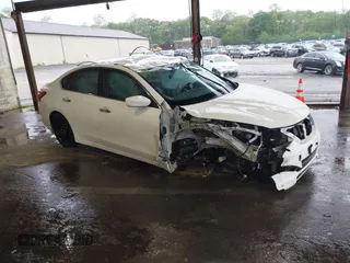 2017 Nissan Altima S z VIN 1N4AL3AP1HC475178, wystawiony jako IAAI lot #42323613 z przebiegiem 97 022 mil mil oraz . Historia ofert i sprzedaży dostępna na DreamBid. Obrazek 1.