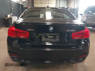 2018 BMW 3 Series 330i xDrive with VIN WBA8D9G51JNU72738, listed as a IAAI auction lot 41978561 with 71,219 mi miles. Bid and sale history available at carsss.com. Image 16.
