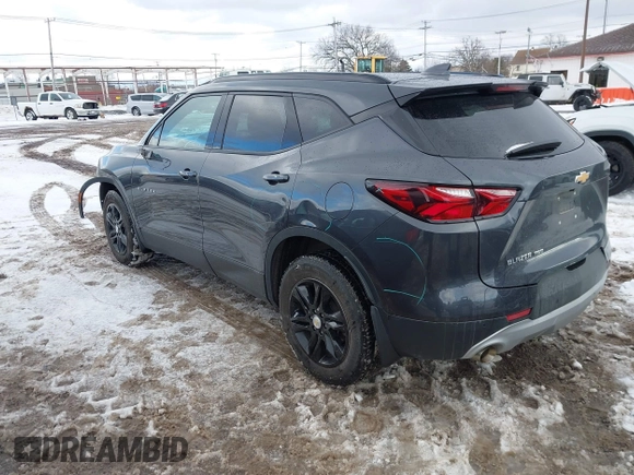 2021 Chevrolet Blazer LT z VIN 3GNKBHR48MS547322, wystawiony jako IAAI lot #41329653 z przebiegiem 82 867 mil mil oraz . Historia ofert i sprzedaży dostępna na DreamBid. Obrazek 3.