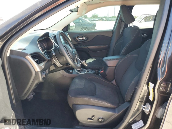 2015 Jeep Cherokee Latitude with VIN 1C4PJMCS6FW558716, listed as a Copart auction lot 50702375 with 133,088 mi miles and Salvage Title. Bid and sale history available at DreamBid. Image 7.