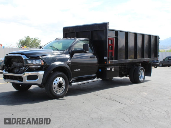 2022 Ram 5500 Tradesman с VIN 3C7WRNDL4NG103171, выставлен на аукционе Copart как лот 64131145 с пробегом 68 557 миль миль и Списание • Salvage title. История ставок и продаж доступна на DreamBid. Изображение 2.