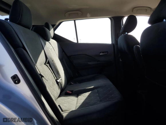 2020 Nissan Kicks SV with VIN 3N1CP5CV8LL489268, listed as a Copart auction lot 48695025 with 81,235 mi miles and Salvage Title. Bid and sale history available at carsss.com. Image 11.