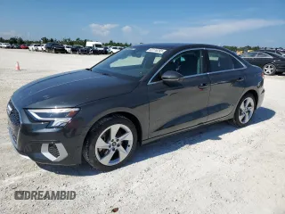 2023 Audi A3 Premium z VIN WAUAUDGY0PA047025, wystawiony jako Copart lot #63116293 z przebiegiem 1 232 mil mil oraz . Historia ofert i sprzedaży dostępna na DreamBid. Obrazek 1.