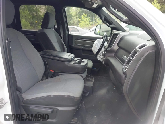 2022 Ram 2500 Big Horn with VIN 3C6UR5DL1NG271541, listed as a IAAI auction lot 42056999 with 139,773 mi miles and . Bid and sale history available at DreamBid. Image 5.
