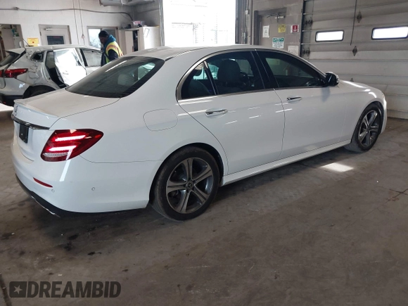 2018 Mercedes-Benz E 300 with VIN WDDZF4JB5JA331431, listed as a IAAI auction lot 42117564 with 64,356 mi miles and . Bid and sale history available at DreamBid. Image 4.