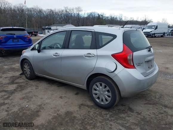 2015 Nissan Versa Note S with VIN 3N1CE2CP5FL405319, listed as a IAAI auction lot 41357912 with 133,073 mi miles. Bid and sale history available at carsss.com. Image 3.