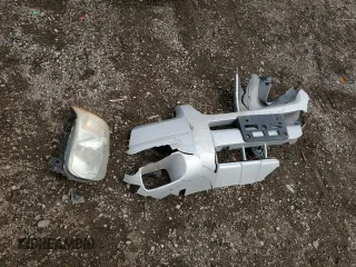 2003 Ford Escape Limited z VIN 1FMCU941X3KC33512, wystawiony jako Copart lot #51029495 z przebiegiem 146 616 mil mil oraz Szkoda całkowita • Salvage title. Historia ofert i sprzedaży dostępna na DreamBid. Obrazek 13.
