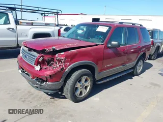 2004 Ford Explorer XLT z VIN 1FMZU73W74UB95173, wystawiony jako IAAI lot #42396738 z przebiegiem 139 703 mil mil oraz . Historia ofert i sprzedaży dostępna na DreamBid. Obrazek 17.