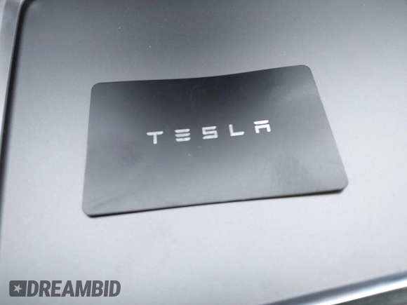 2024 Tesla Model Y Long Range z VIN 7SAYGDEE7RA229591, wystawiony jako IAAI lot #42194044 z przebiegiem 22 866 mil mil oraz . Historia ofert i sprzedaży dostępna na DreamBid. Obrazek 11.