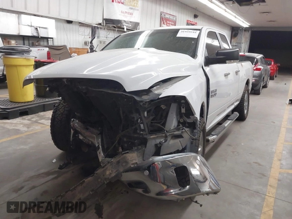 2017 Ram 1500 SLT z VIN 1C6RR6GTXHS547882, wystawiony jako IAAI lot #41959516 z przebiegiem 85 524 mil mil oraz . Historia ofert i sprzedaży dostępna na DreamBid. Obrazek 2.