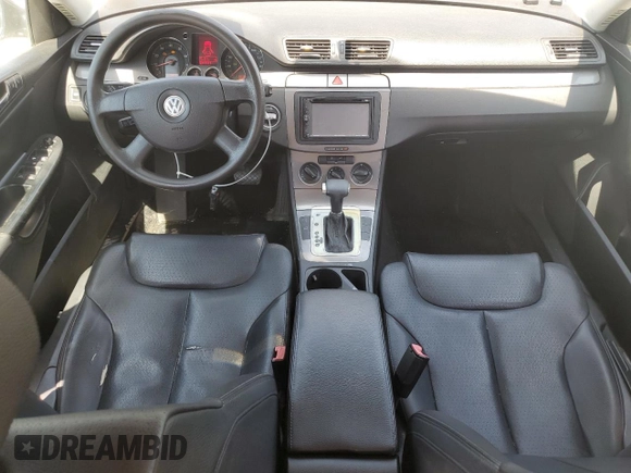 2008 Volkswagen Passat z VIN WVWXK73C88E235929, wystawiony jako Copart lot #53379365 z przebiegiem 133 978 mil mil oraz Szkoda całkowita • Salvage title. Historia ofert i sprzedaży dostępna na DreamBid. Obrazek 8.