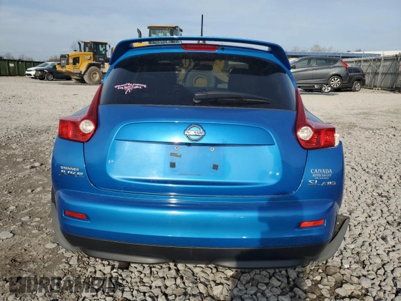 2011 Nissan Juke SL with VIN JN8AF5MV5BT010132, listed as a Copart auction lot 43254715 with 135,275 mi miles and Salvage Title. Bid and sale history available at carsss.com. Image 6.