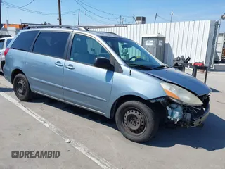 2010 Toyota Sienna CE with VIN 5TDKK4CCXAS332266, listed as a IAAI auction lot 41809577 with 217,051 mi miles. Bid and sale history available at carsss.com. Image 1.