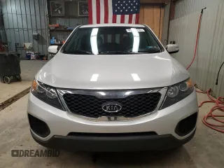 2011 Kia Sorento LX with VIN 5XYKTCA12BG187487, listed as a Copart auction lot 49736745 with 100,662 mi miles and Salvage Title. Bid and sale history available at DreamBid. Image 5.