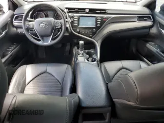 2018 Toyota Camry LE z VIN 4T1B11HK3JU079543, wystawiony jako Copart lot #64873505 z przebiegiem 225 352 mil mil oraz Czysty tytuł • Clean title. Historia ofert i sprzedaży dostępna na DreamBid. Obrazek 8.
