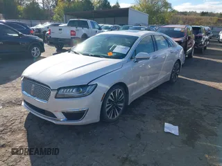2018 Lincoln MKZ Reserve with VIN 3LN6L5E90JR620561, listed as a IAAI auction lot 40748397 with 62,825 mi miles. Bid and sale history available at carsss.com. Image 17.
