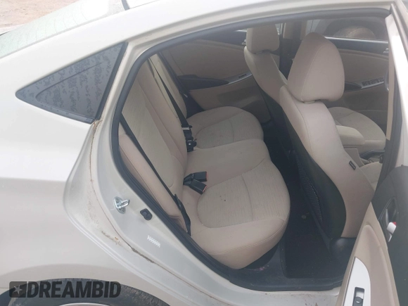 2016 Hyundai Accent SE z VIN KMHCT4AE9GU164447, wystawiony jako IAAI lot #41977455 z przebiegiem 43 346 mil mil oraz . Historia ofert i sprzedaży dostępna na DreamBid. Obrazek 8.