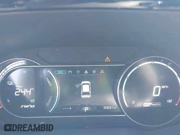 2020 Kia Niro EX Premium with VIN KNDCE3LG1L5071000, listed as a IAAI auction lot 42164125 with 30,831 mi miles and . Bid and sale history available at DreamBid. Image 18.