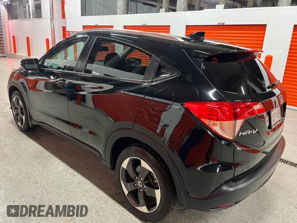 2018 Honda HR-V EX-L with VIN 3CZRU5H7XJM700725, listed as a Copart auction lot 45246405 with 92,150 mi miles and Clean Title. Bid and sale history available at carsss.com. Image 3.