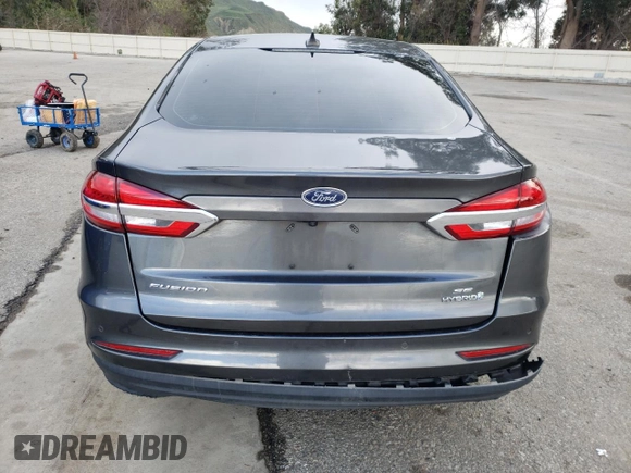 2019 Ford Fusion Hybrid SE with VIN 3FA6P0LU1KR200155, listed as a Copart auction lot 42598013 with 61,762 mi miles. Bid and sale history available at carsss.com. Image 6.