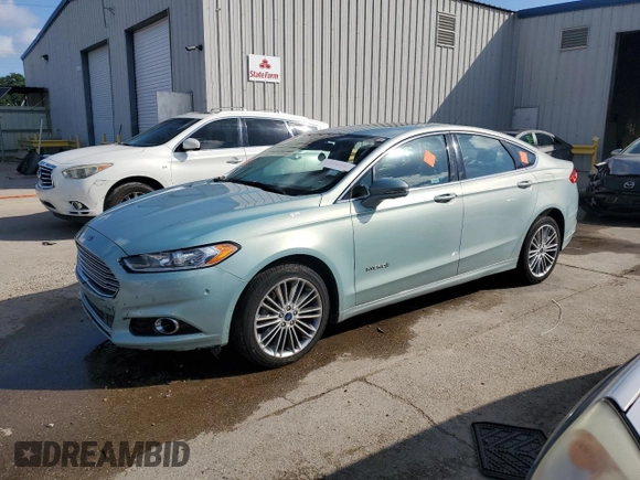 2013 Ford Fusion SE Hybrid with VIN 3FA6P0LUXDR375782, listed as a Copart auction lot 61994215 with Not provided miles and Non repairable. Bid and sale history available at DreamBid. Image 1.