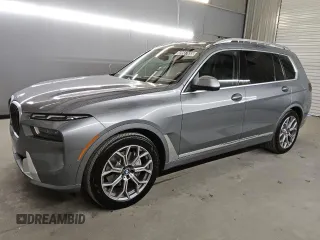 2025 BMW X7 xDrive40i with VIN 5UX23EM07S9X65923, listed as a Copart auction lot 49507655 with 8,891 mi miles and Clean Title. Bid and sale history available at carsss.com. Image 1.