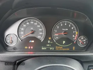 2015 BMW M4 with VIN WBS3R9C54FK330180, listed as a Copart auction lot 40706044 with 69,474 mi miles. Bid and sale history available at carsss.com. Image 9.