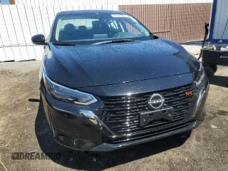 2025 Nissan Sentra SR z VIN 3N1AB8DV1SY299531, wystawiony jako Copart lot #54058105 z przebiegiem 2 812 mil mil oraz Szkoda całkowita • Salvage title. Historia ofert i sprzedaży dostępna na DreamBid. Obrazek 5.