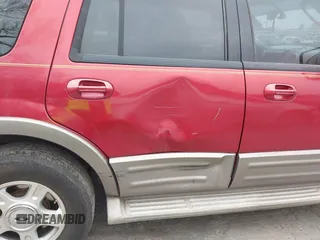 2004 Ford Expedition Eddie Bauer z VIN 1FMFU17L94LB14843, wystawiony jako IAAI lot #41379781 z przebiegiem 256 283 mil mil oraz . Historia ofert i sprzedaży dostępna na DreamBid. Obrazek 6.