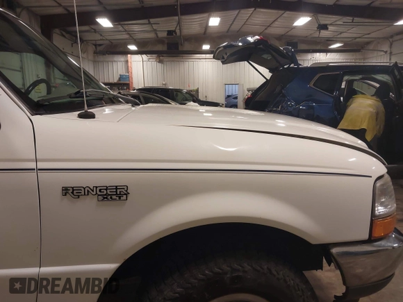1998 Ford Ranger XL с VIN 1FTYR10C7WPA74198, выставлен на аукционе IAAI как лот 42083824 с пробегом 189 455 миль миль и . История ставок и продаж доступна на DreamBid. Изображение 20.