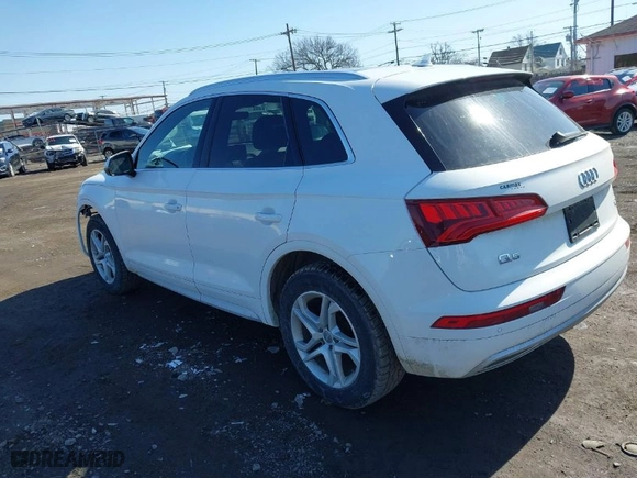 2018 Audi Q5 Premium Plus with VIN WA1BNAFYXJ2018177, listed as a IAAI auction lot 41806671 with 80,041 mi miles. Bid and sale history available at carsss.com. Image 3.