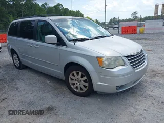 2008 Chrysler Town & Country Touring с VIN 2A8HR54P08R104186, выставлен на аукционе IAAI как лот 42799993 с пробегом 273 255 миль миль и . История ставок и продаж доступна на DreamBid. Изображение 1.
