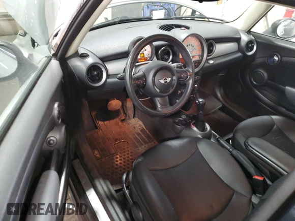 2012 MINI Hardtop with VIN WMWSU3C5XCT254532, listed as a Copart auction lot 88258525 with 139,376 mi miles and Non Repairable. Bid and sale history available at DreamBid. Image 8.