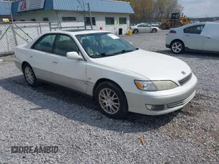 2000 Lexus ES 300 с VIN JT8BF28G3Y0265798, выставлен на аукционе IAAI как лот 41997134 с пробегом 129 343 миль миль и . История ставок и продаж доступна на DreamBid. Изображение 1.