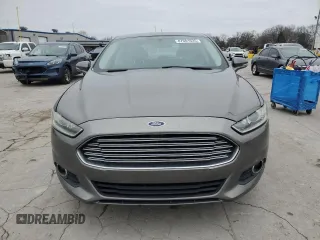 2013 Ford Fusion SE with VIN 3FA6P0HR5DR205592, listed as a Copart auction lot 87661635 with 186,606 mi miles and Clean Title. Bid and sale history available at carsss.com. Image 5.