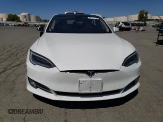 2019 Tesla Model S 75D с VIN 5YJSA1E26KF311667, выставлен на аукционе Copart как лот 56960275 с пробегом 108 495 миль миль и Списание • Salvage title. История ставок и продаж доступна на DreamBid. Изображение 5.